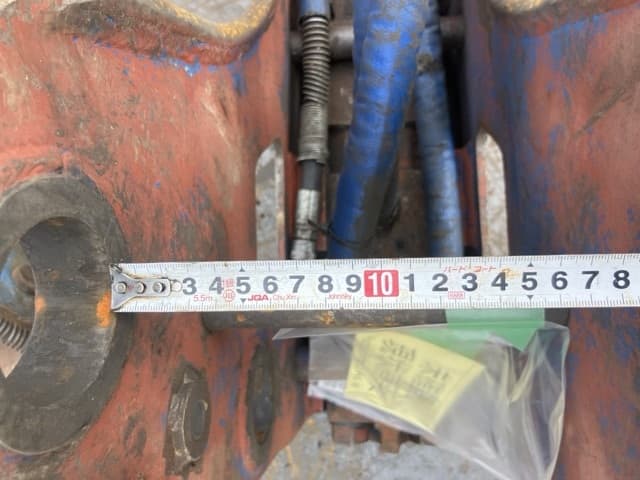 BREAKER — Auction (lot 8459-6013)