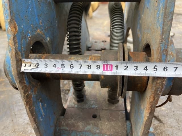 BREAKER — Auction (lot 8459-6015)
