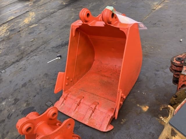 CONSTRUCTION BUCKET — Auction (lot 8459-6019)