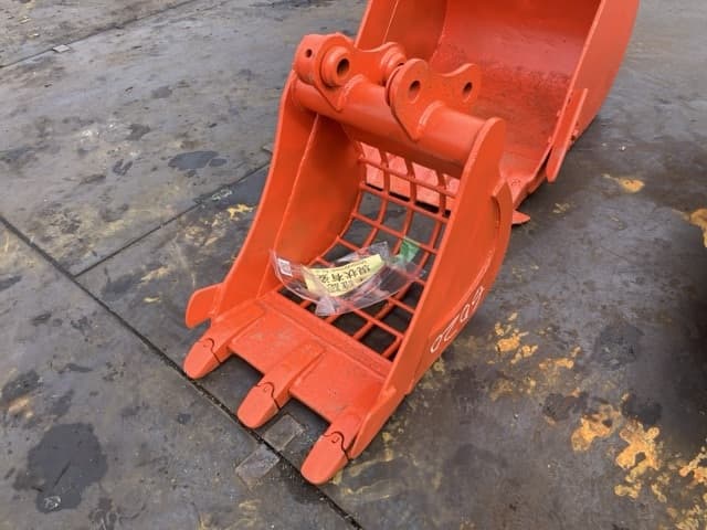 SKELETON BUCKET — Auction (lot 8459-6020)