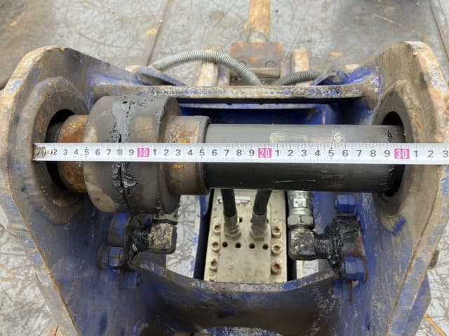 BREAKER — Auction (lot 8459-6023)