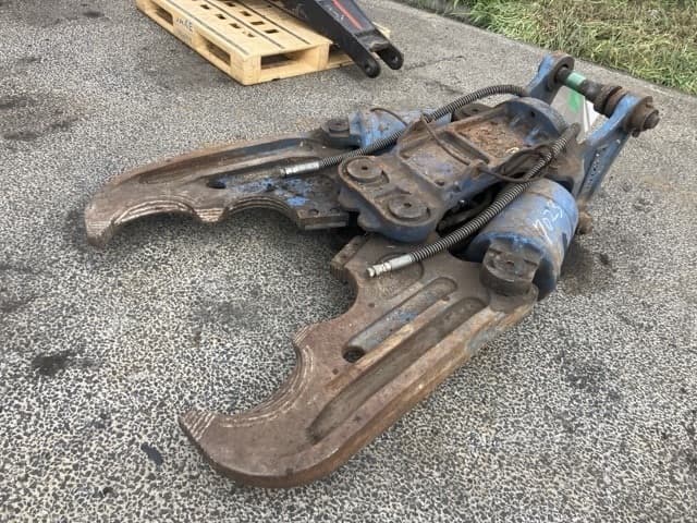 PRIMARY CRUSHER — Auction (lot 8459-6025)