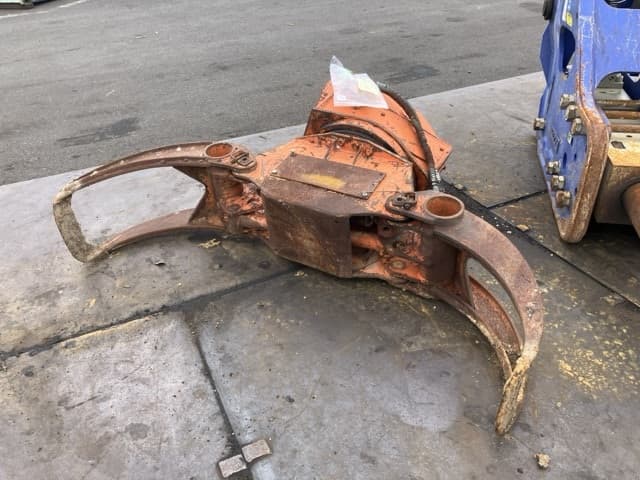 GRAPPLE — Auction (lot 8459-6030)