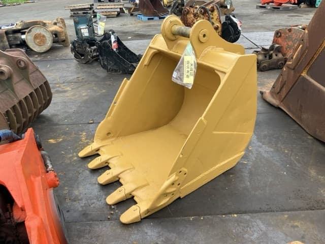 CONSTRUCTION BUCKET — Auction (lot 8459-6039)