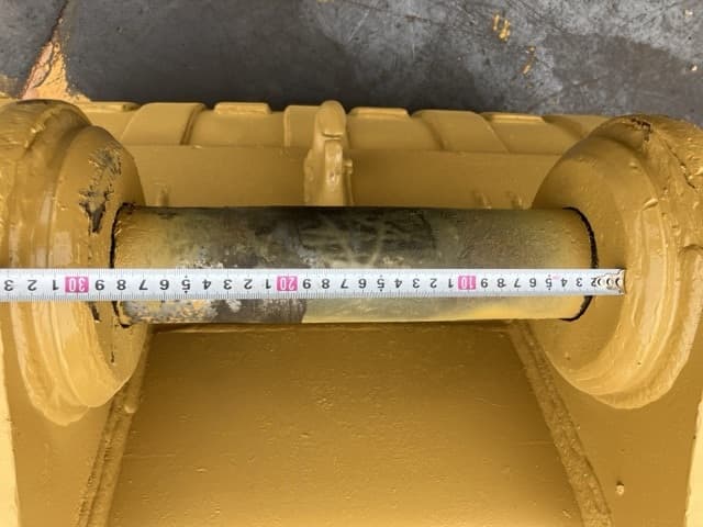 CONSTRUCTION BUCKET — Auction (lot 8459-6039)