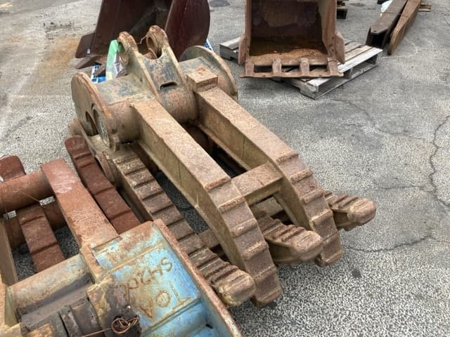 FORK — Auction (lot 8459-6041)