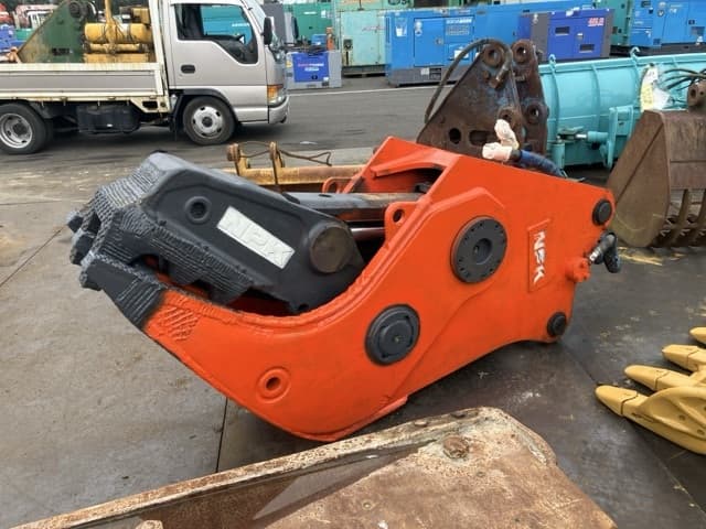 CONCRETE PULVERIZER — Auction (lot 8459-6042)
