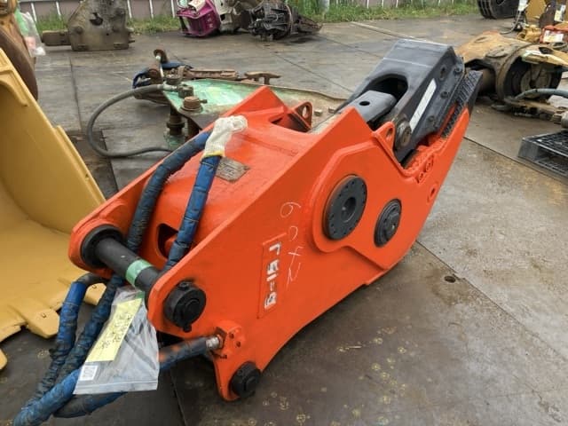 CONCRETE PULVERIZER — Auction (lot 8459-6042)