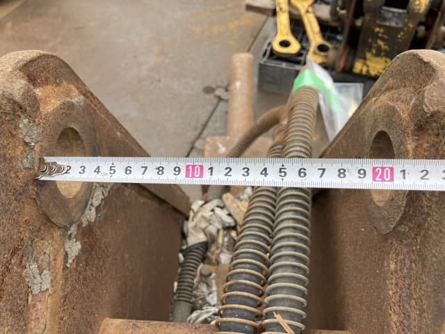 BREAKER — Auction (lot 8459-6047)