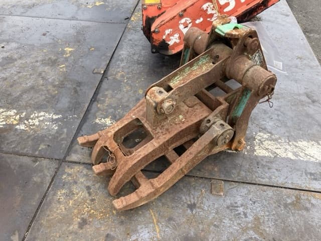 FORK — Auction (lot 8459-6048)