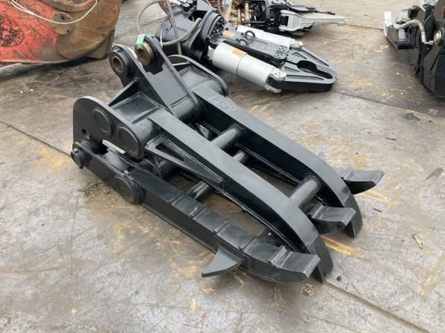 FORK — Auction (lot 8459-6051)