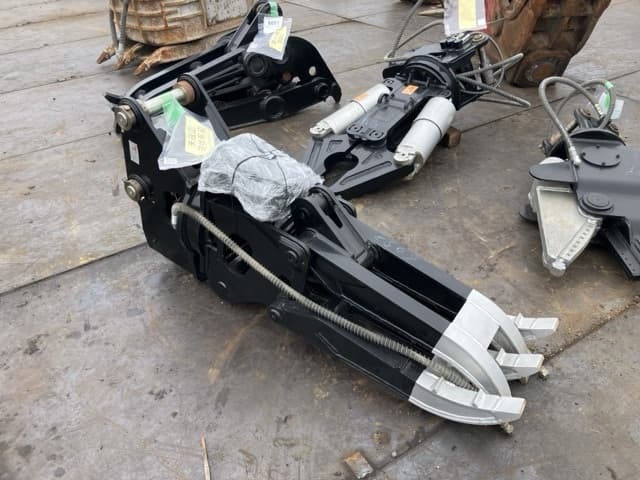 ROTATING HYDRAULIC FORK — Auction (lot 8459-6052)