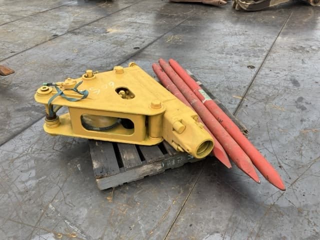 BREAKER — Auction (lot 8459-6054)