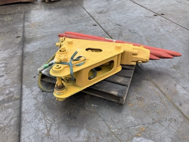 BREAKER — Auction (lot 8459-6054)
