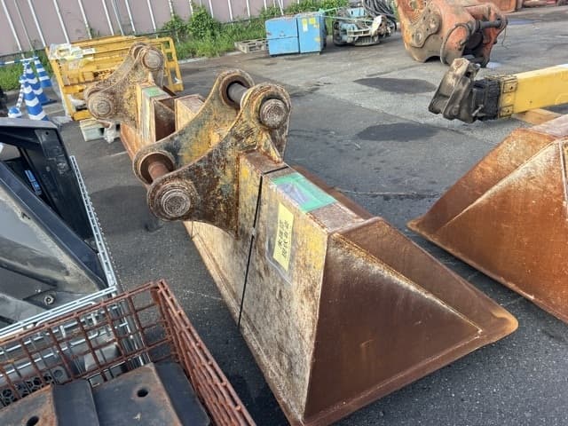 SLOPE BUCKET — Auction (lot 8459-6063)