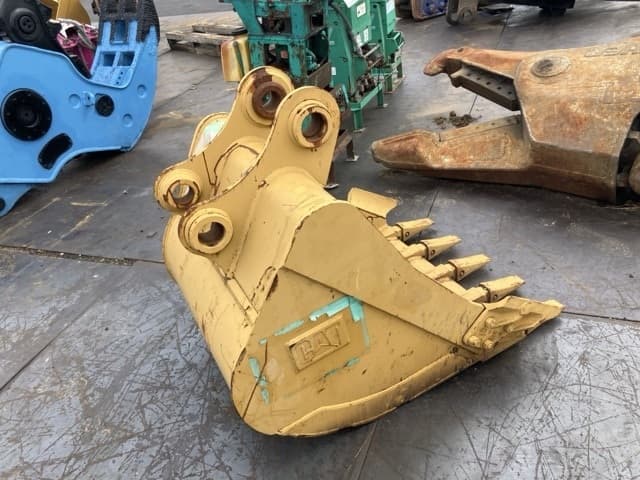 CONSTRUCTION BUCKET — Auction (lot 8459-6085)