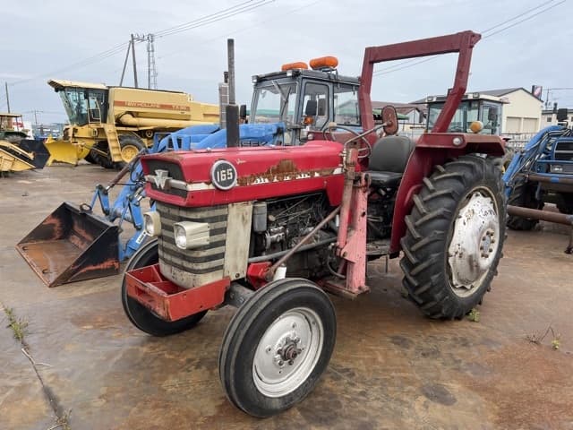 Tractor — Auction (lot 8459-61007)