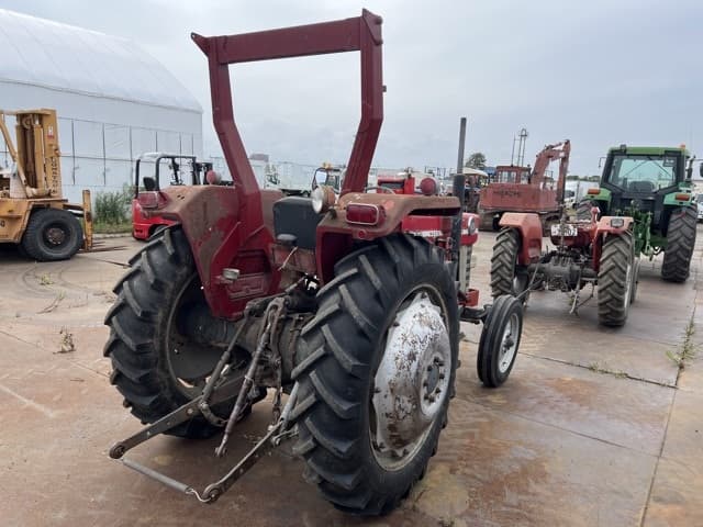 Tractor — Auction (lot 8459-61007)