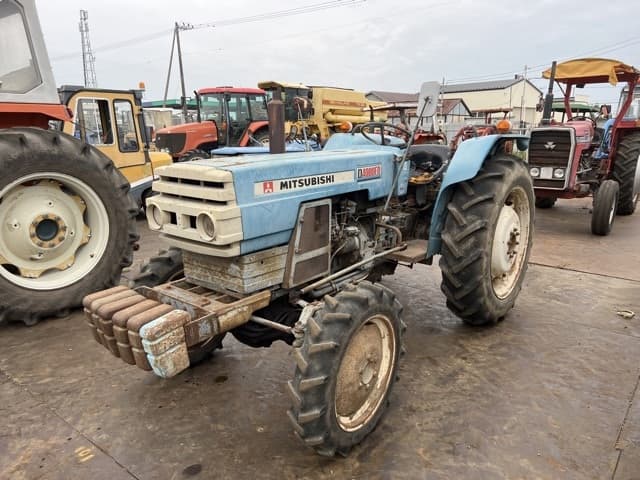 Tractor — Auction (lot 8459-61008)