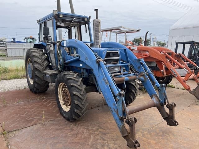 Tractor — Auction (lot 8459-61009)