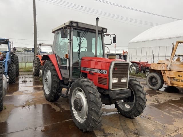 Tractor — Auction (lot 8459-61014)