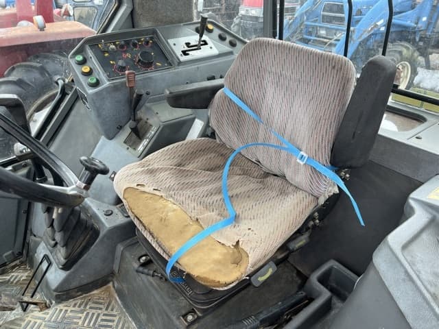 Tractor — Auction (lot 8459-61014)
