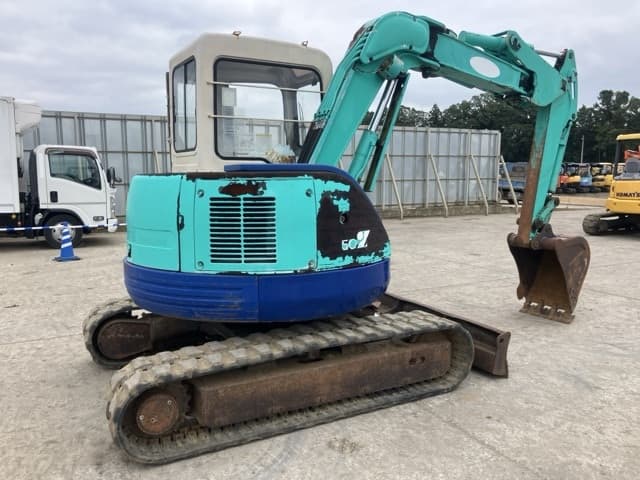 MINI EXCAVATOR — Auction (lot 8459-62)