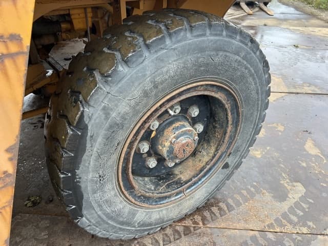 Forklift — Auction (lot 8459-62001)
