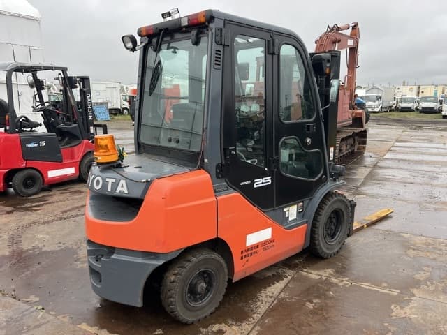 Forklift — Auction (lot 8459-62003)