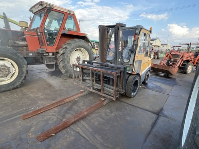 Forklift — Auction (lot 8459-62801)