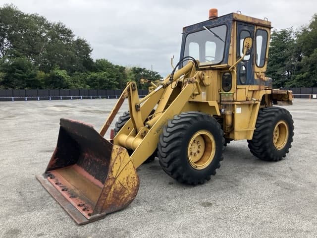 WHEEL LOADER — Auction (lot 8459-63)
