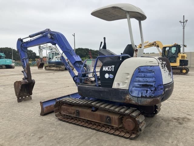 MINI EXCAVATOR — Auction (lot 8459-66)