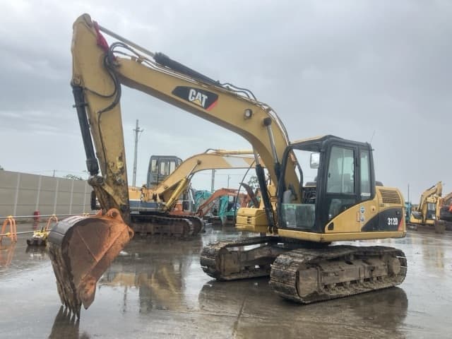 EXCAVATOR — Auction (lot 8459-69)