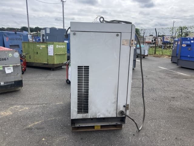 COMPRESSOR — Auction (lot 8459-7001)