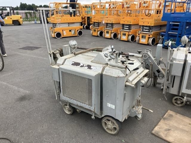 CONCRETE CUTTER — Auction (lot 8459-7062)