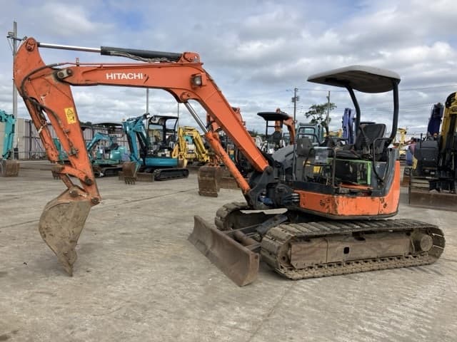 MINI EXCAVATOR — Auction (lot 8459-75)