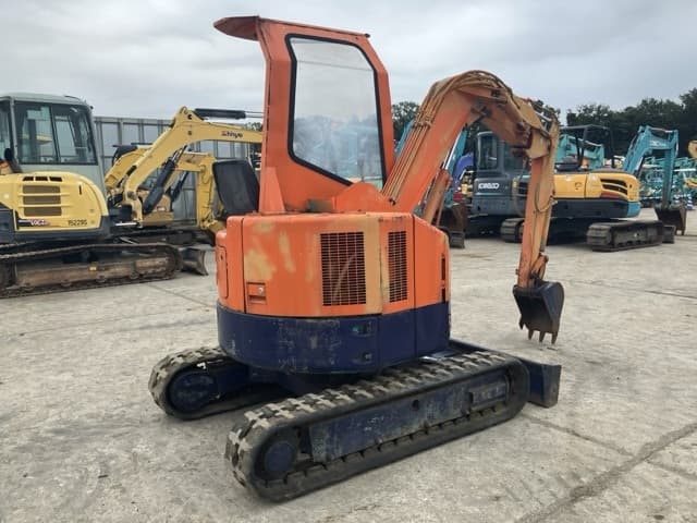 MINI EXCAVATOR — Auction (lot 8459-76)