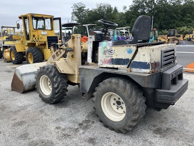 MINI WHEEL LOADER — Auction (lot 8459-78)