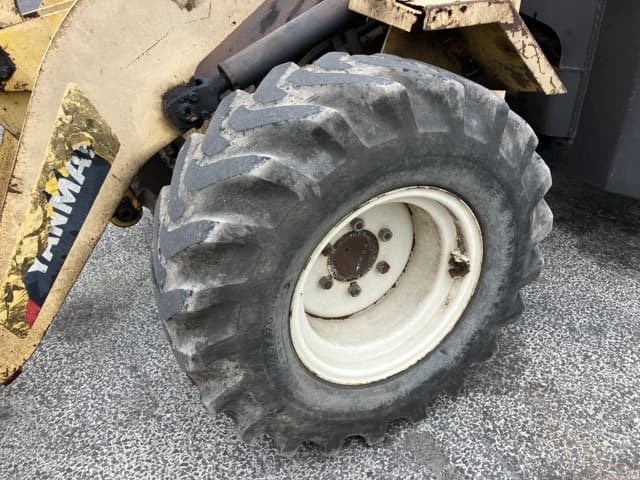 MINI WHEEL LOADER — Auction (lot 8459-78)