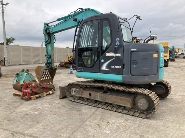 EXCAVATOR — Auction (lot 8459-79)