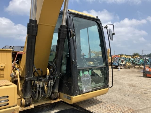 EXCAVATOR — Auction (lot 8459-83)
