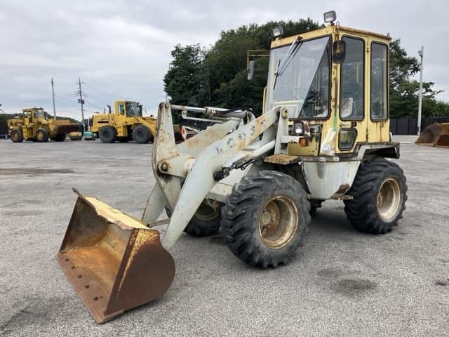 MINI WHEEL LOADER — Auction (lot 8459-84)