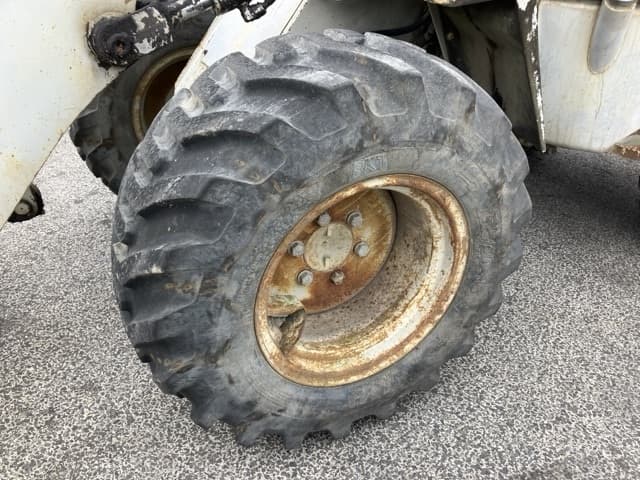 MINI WHEEL LOADER — Auction (lot 8459-84)