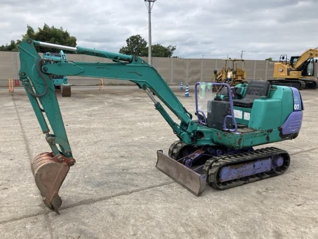 MINI EXCAVATOR — Auction (lot 8459-85)