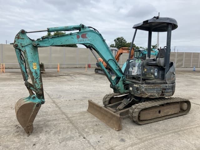 MINI EXCAVATOR — Auction (lot 8459-86)