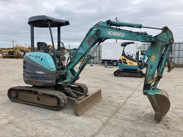 MINI EXCAVATOR — Auction (lot 8459-86)