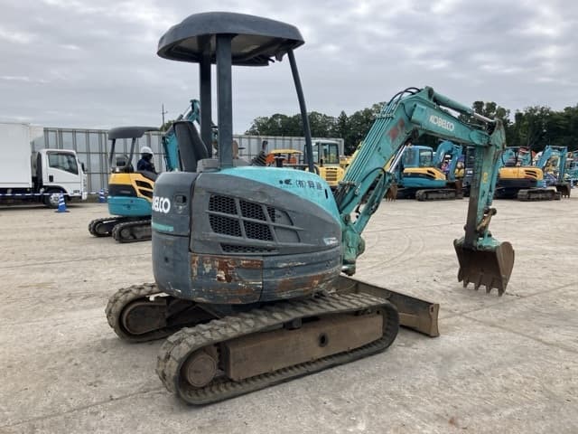 MINI EXCAVATOR — Auction (lot 8459-86)