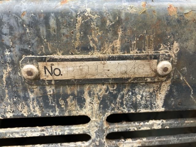 MINI EXCAVATOR — Auction (lot 8459-86)