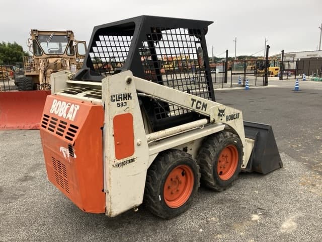 SKID STEER LOADER — Auction (lot 8459-87)