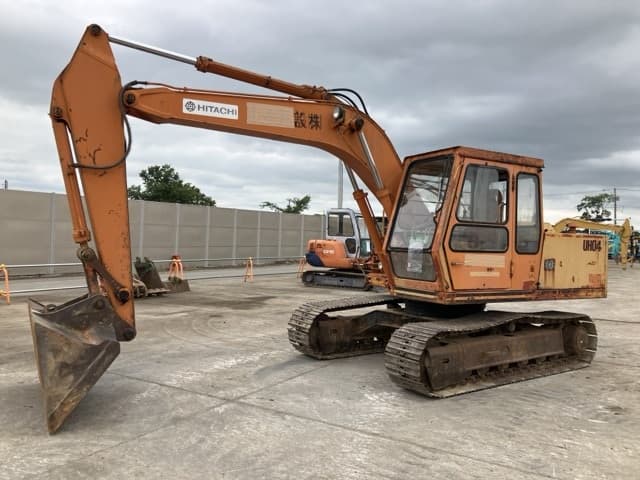 EXCAVATOR — Auction (lot 8459-89)